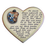 Stilvoller Heiratsantrag auf einem Herzen aus Keramik